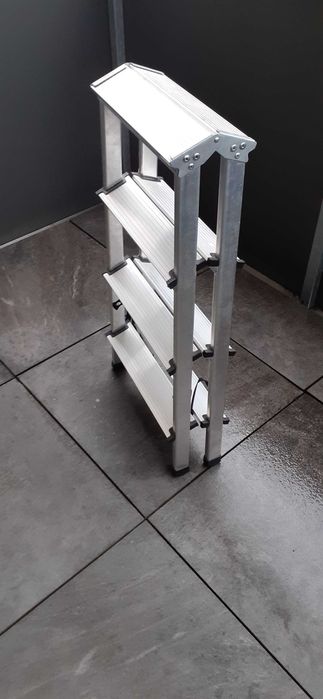 Scara aluminiu Centaure, 2 x 4 trepte