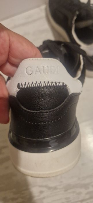 Дамски кецове Gaudi с косъм от пони