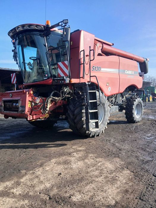 De vanzare combina agricola Case IH 5130 Axial-Flow 2014,Header inclus