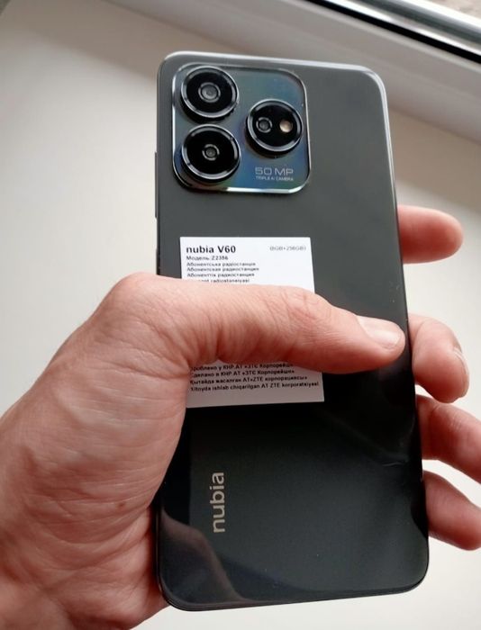 Продам Nubia V60