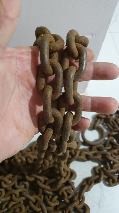 Продам цепь железный