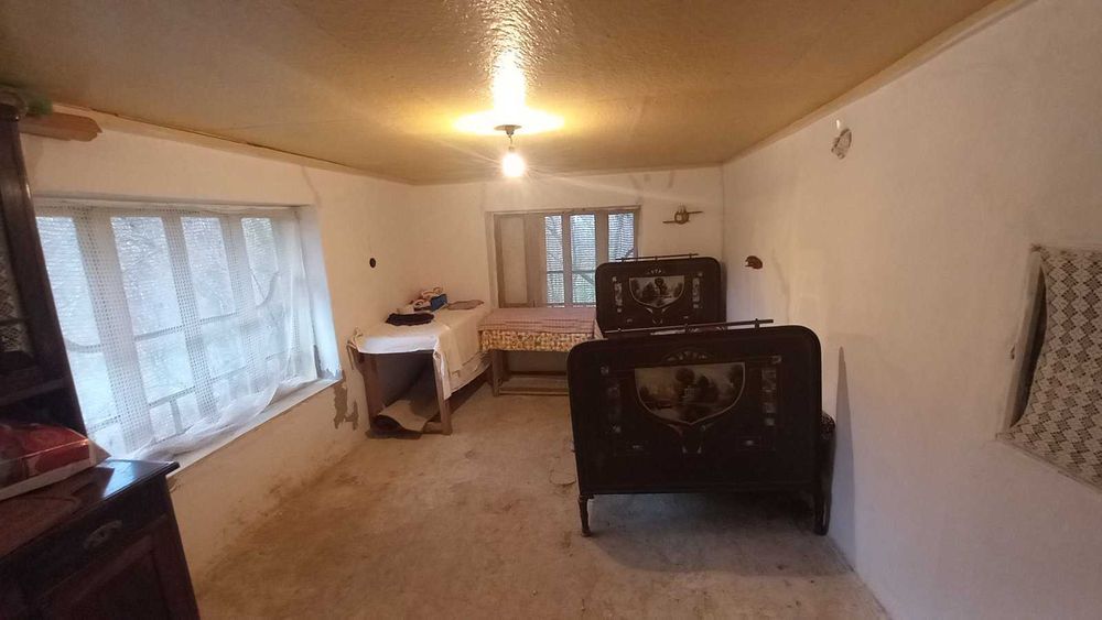 Продава се Къща в с. Топчии, Област Разград - 100 кв.м за 100 €/кв.м - Снимка #8