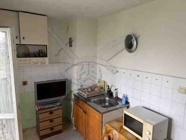 Продава се Двустаен апартамент в Бургас, Славейков - 45 кв.м за 1043 €/кв.м - Снимка #1