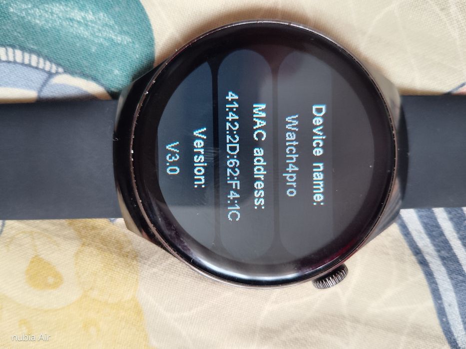Ceas Smart Watch 4 pro nou de metal, curea cauciuc, perfect funcțional, luat de o lună nou din Altex cu 150lei