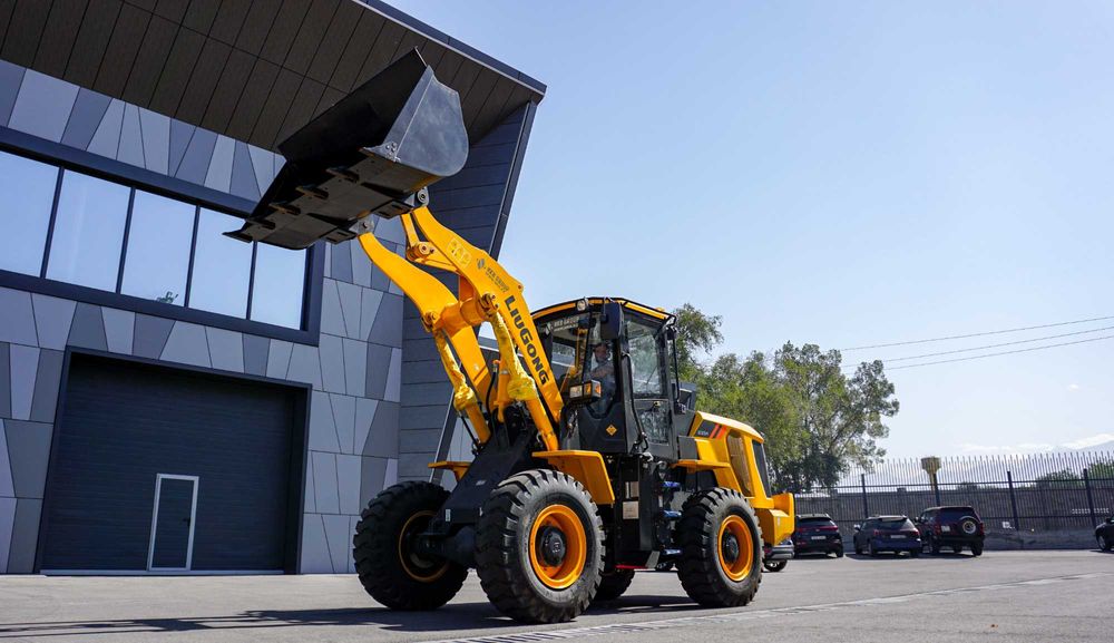 Фронтальный погрузчик LiuGong 835H MAX