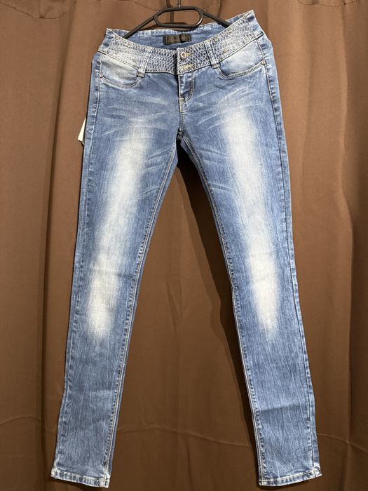 BLUGI DAMA diverse marimi