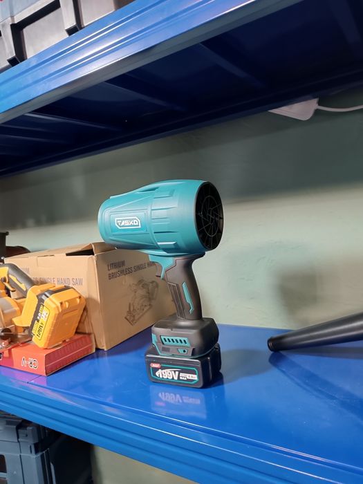 Ветродуй на аккумуляторах