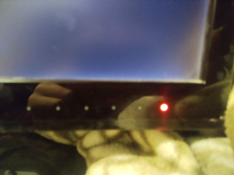 Монитор от самсунг