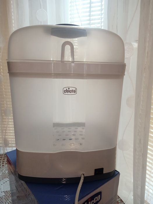 Chicco бебешки  електрически стерилизатор 2 в 1