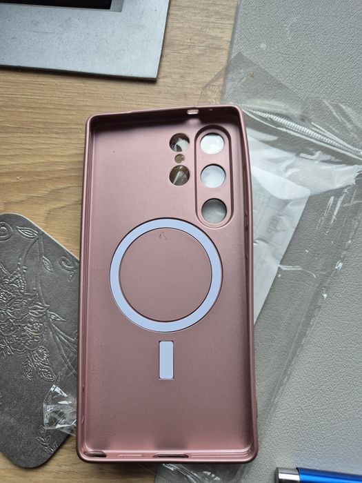 Husa samsung s25 ultra cu suport magnetic