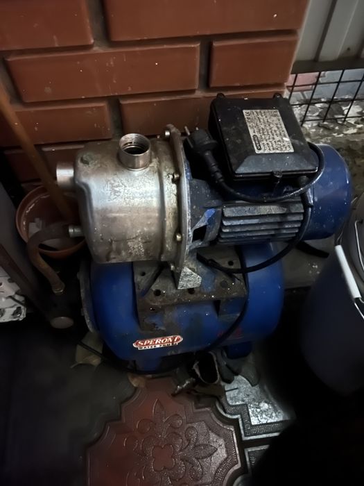 Продам 2 насоса.