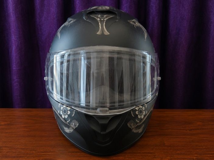 Каска за пистов мотор - MT Helmets Targo Dagger E1