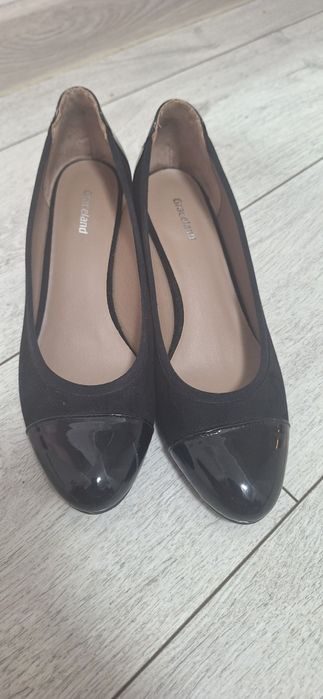 Pantofi de piele întoarsă cu lac nr 38