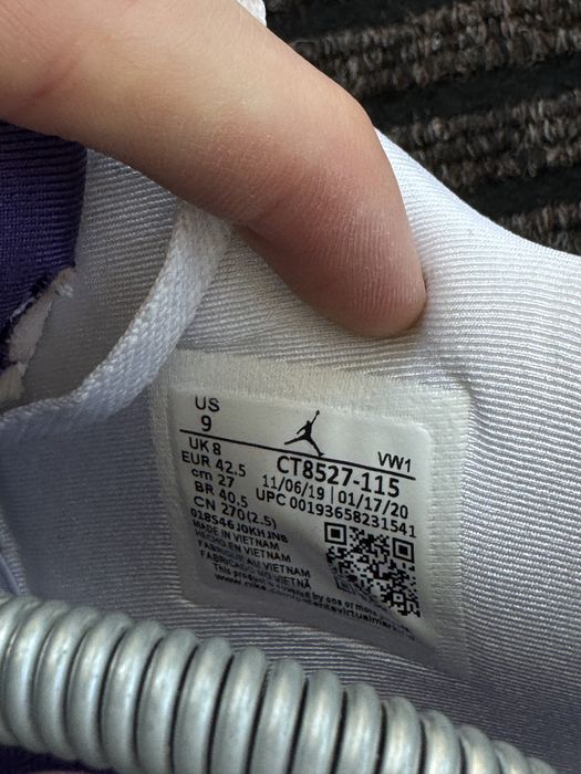 Jordan 4  Retro Metalic Purple