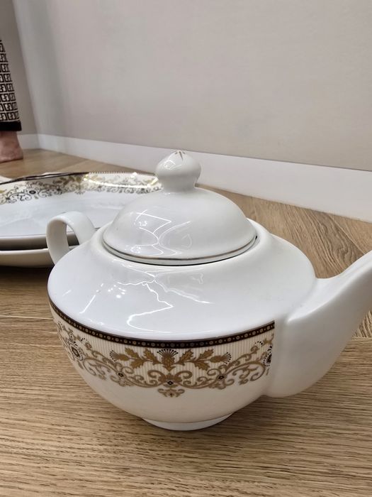 Продам столовый сервис