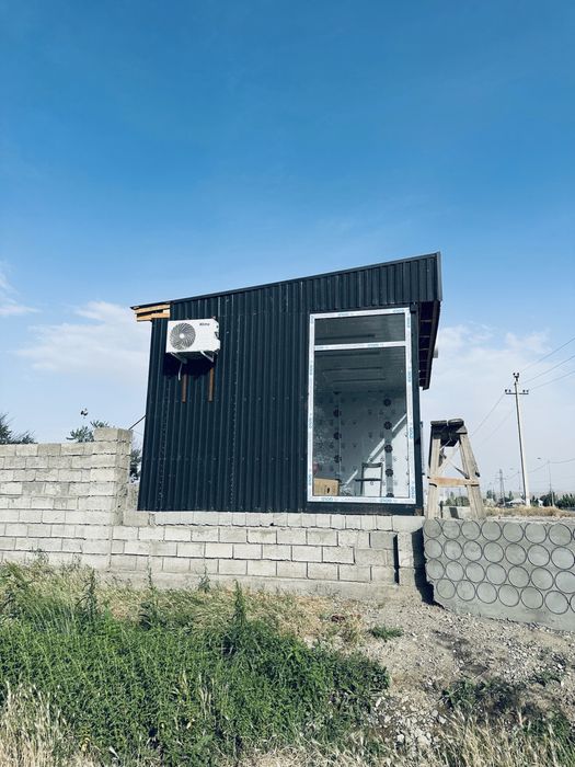 Продаются киоск, размер 6*4*2,7.