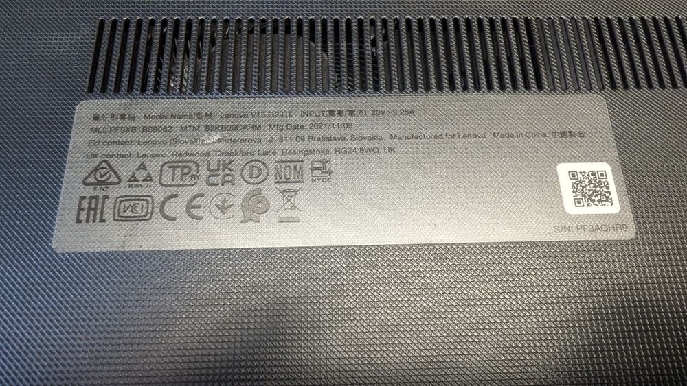 Laptop Lenovo V15 G2 ITL ca nou i5-1135G7, 8 GB RAM, SSD 512 GB
