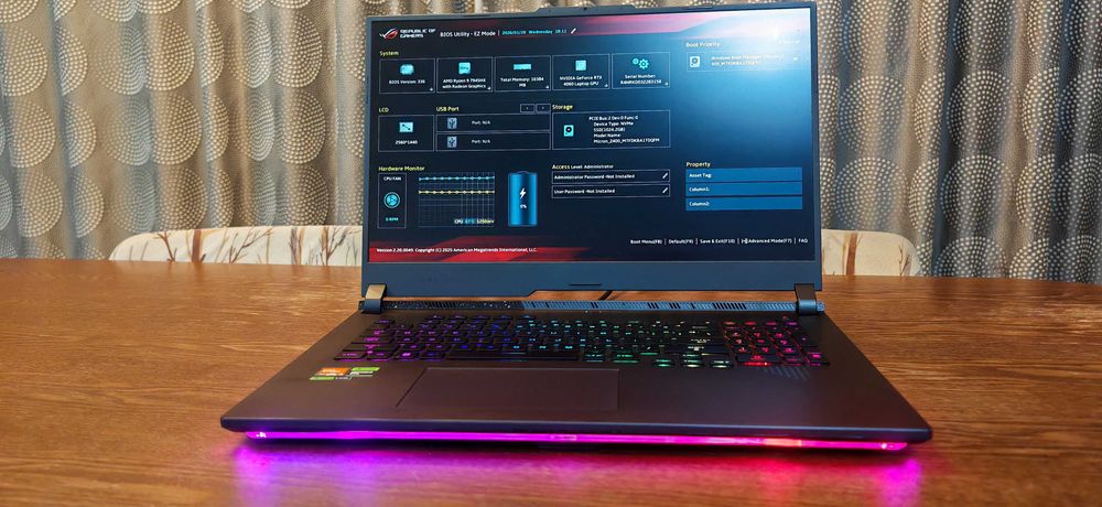 ASUS ROG STRIX G17 , AMD Ryzen 9 7945HX, GeForce RTX 4060