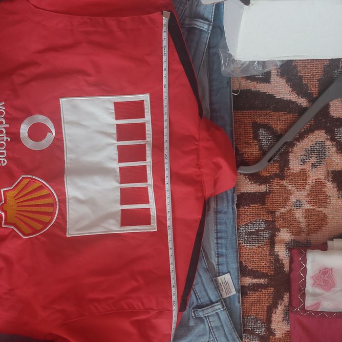 Geaca Ferarri copii insemne F1