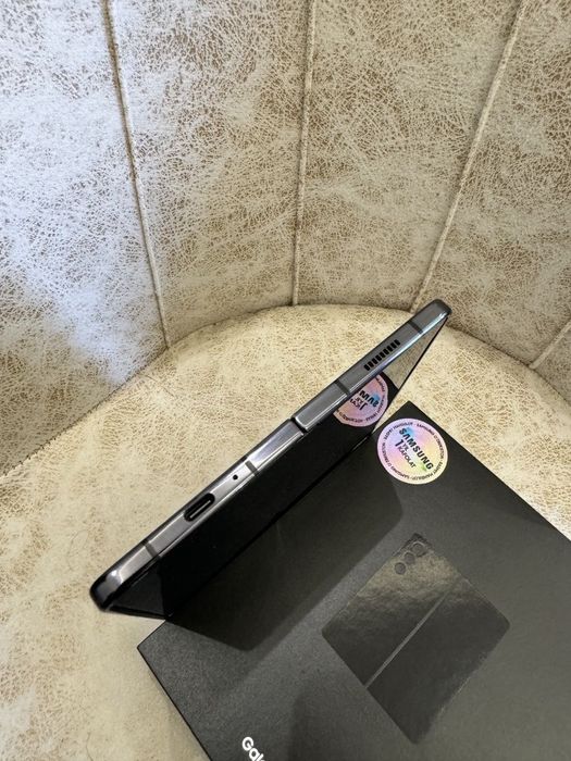 Samsung galaxy z fold 5