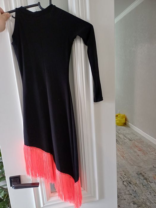 Платье для бальных танцев