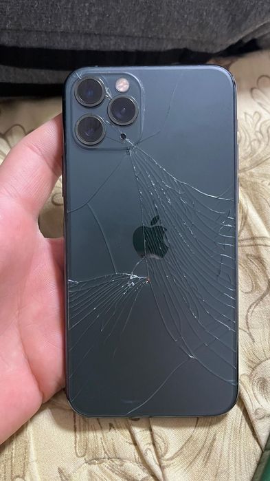 Iphone 11 PRO срочно сатылады