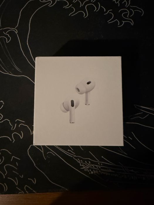 AirPods Pro 2 Folosite foarte putin aproape noi