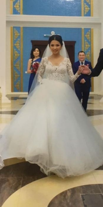 Свадебное платье