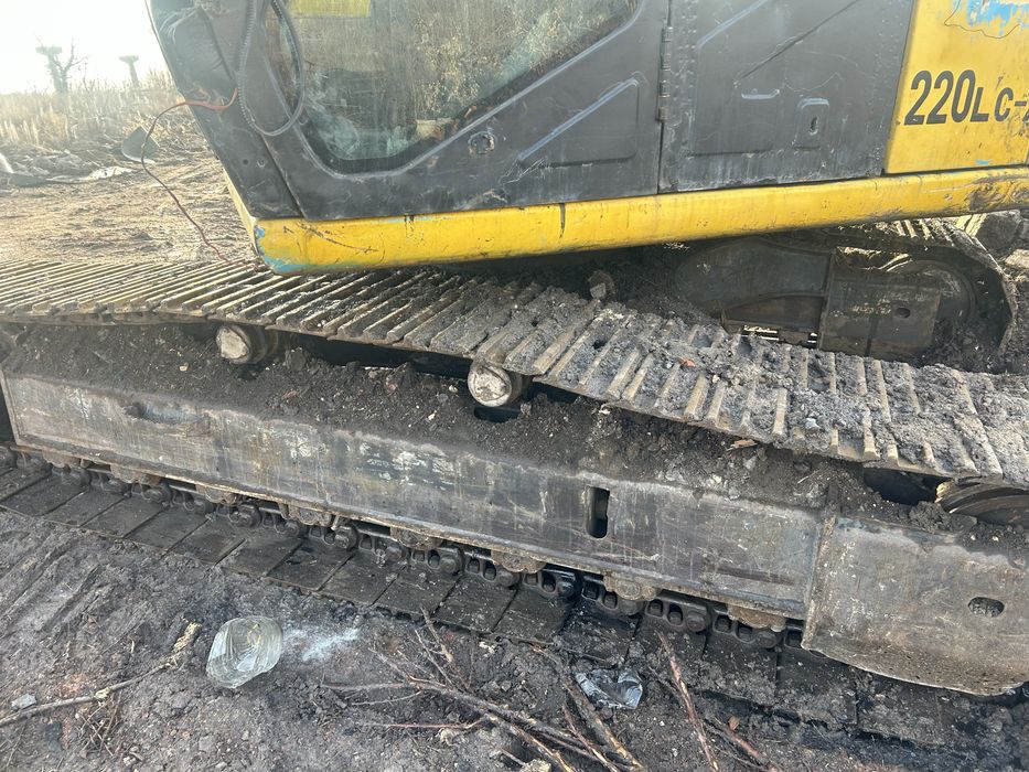 Экскаватор с гидромолотом