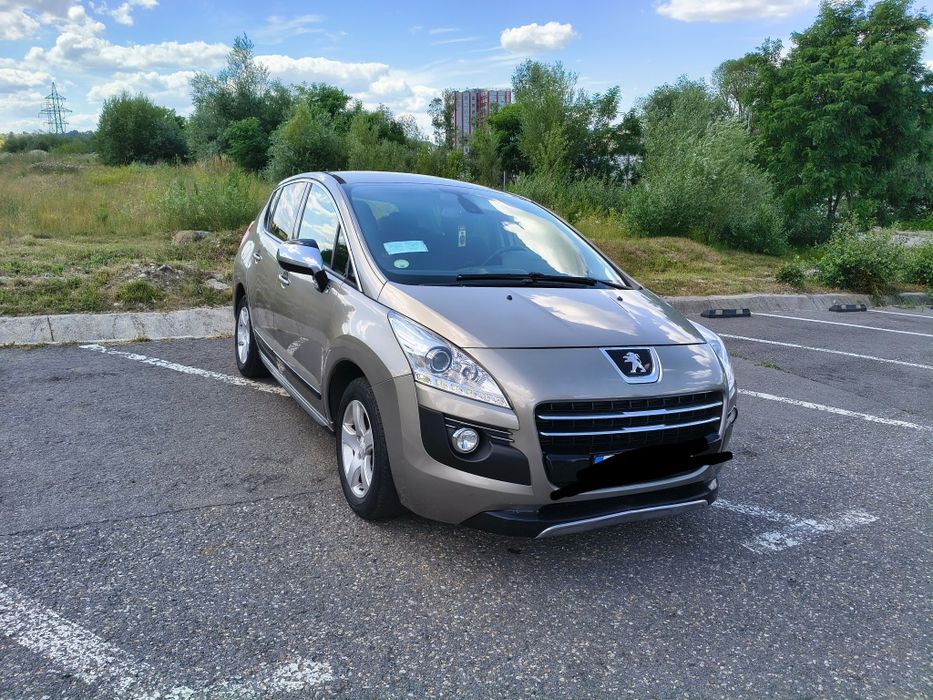 Vând Peugeot 3008 hybrid
