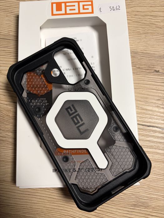 Кейс UAG за Iphone 17