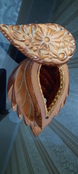 Продается шкатулка из дерева