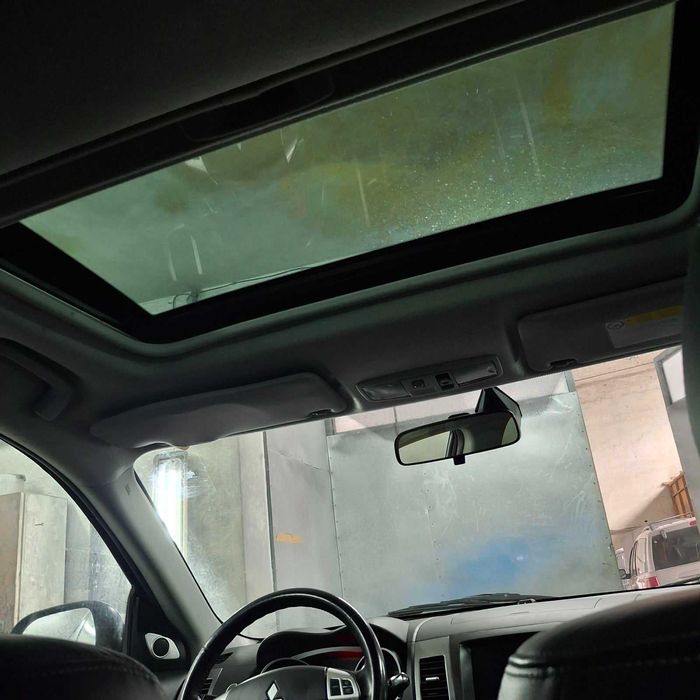 Mitsubishi aoutlander 7 места