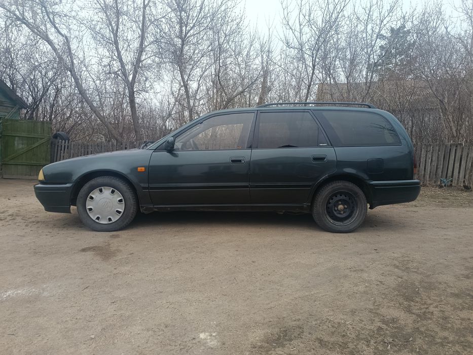 Продам машину ниссан