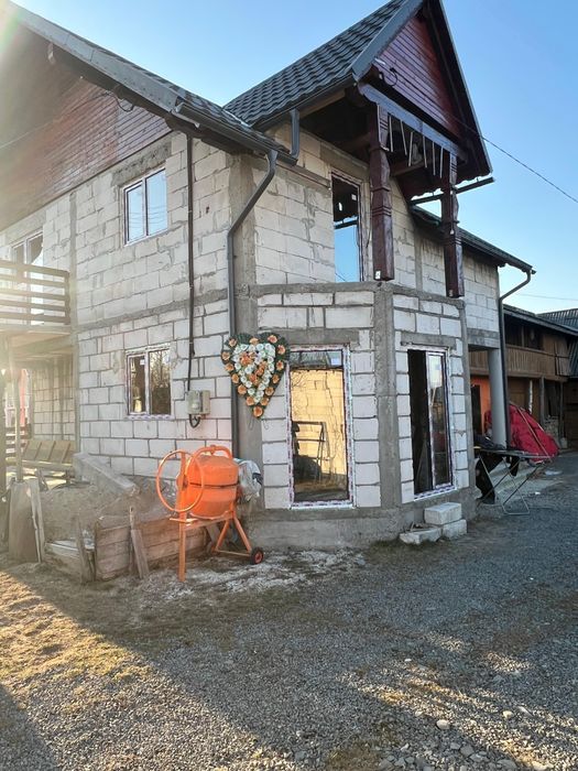 Vând geamuri și uși de termopan noi și second hand