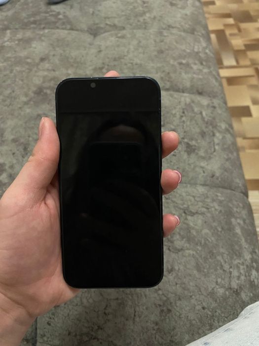 Айфон 13 продам срочно