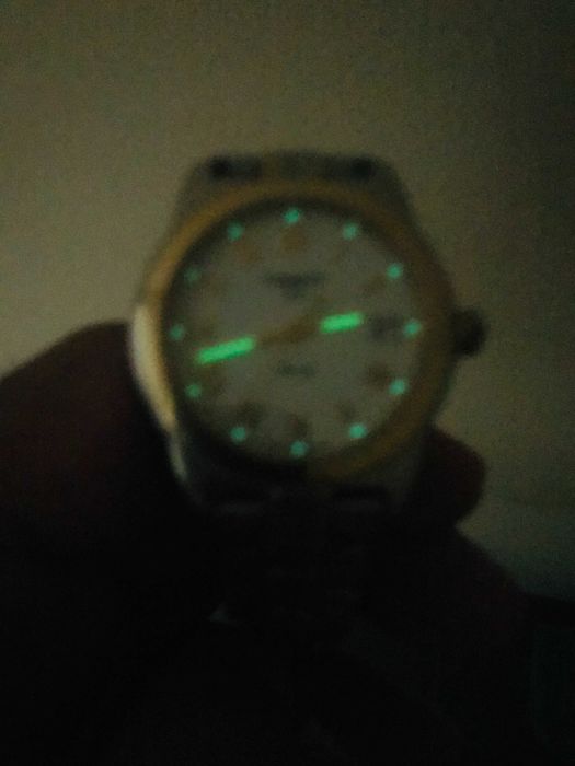 Продава оригинален Швейцарски мъжки часовник TISSOT PR 50