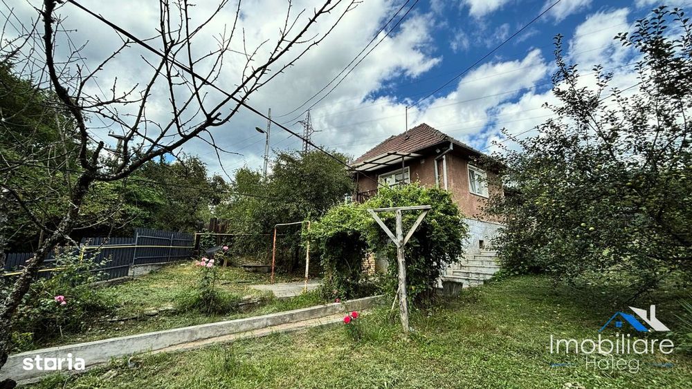 Casă 3 camere de vânzare – Str. Măgurii | Petroșani Nord