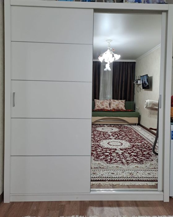 Продам новый шифоньер купе