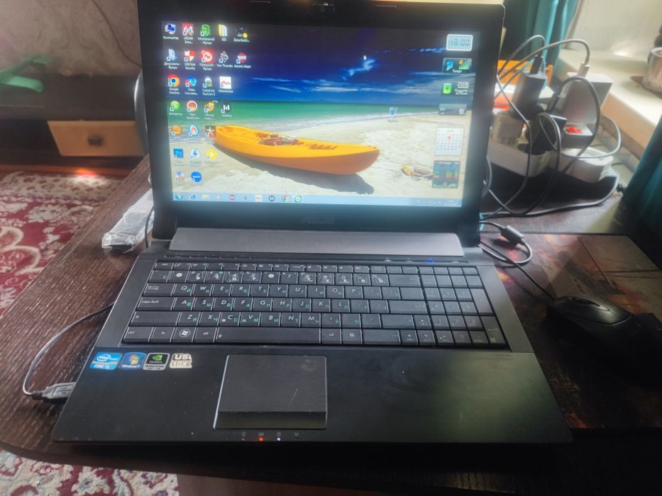 продам  ноутбук Asus intel  core i3