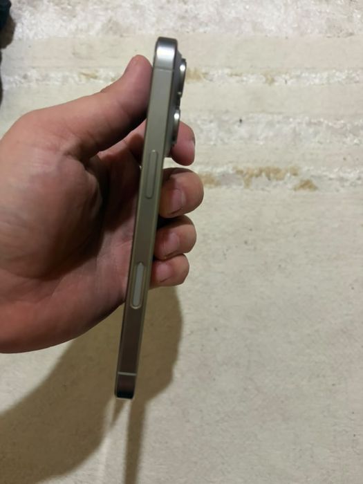 Iphone 16 pro 256 esim