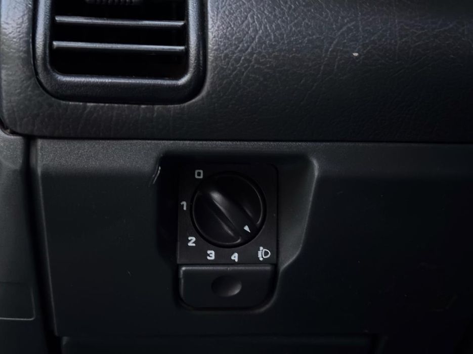 Машина сатылады. Состояние хорошее