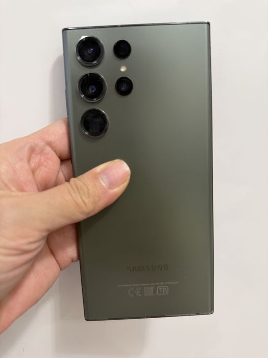 Продам Samsung S23 ultra