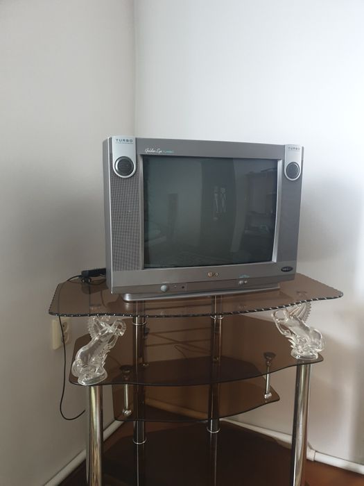 телевизор марки LG