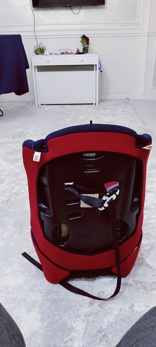 Автомобильное детское кресло