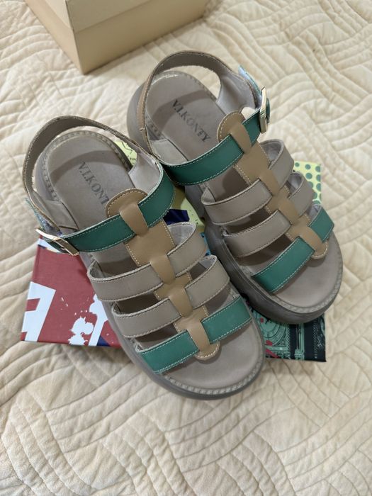 Обувь женская