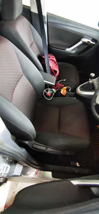 Piese auto pentru Toyota Verso 2009-2012 2.0 D4D 126 cai E5