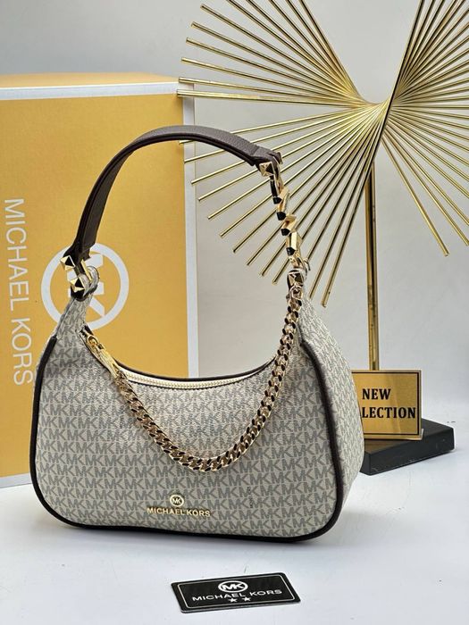 Geanta Michael Kors Noua !!! Dimensiuni 26/14 !!!