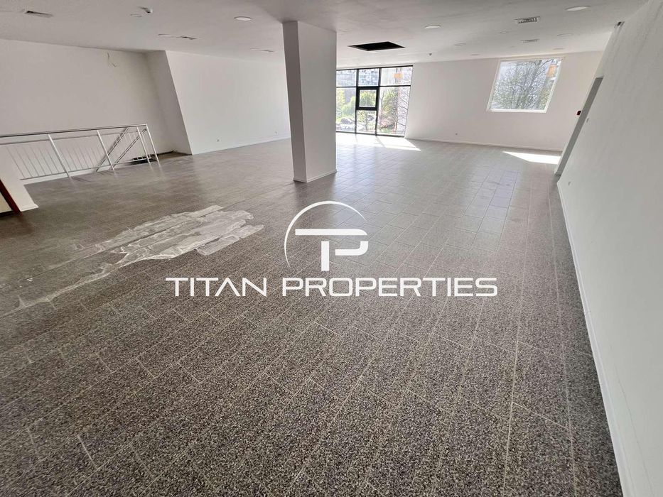 Дава се под наем Магазин в Бургас, Изгрев - 349 кв.м за 2244 € - Снимка #5