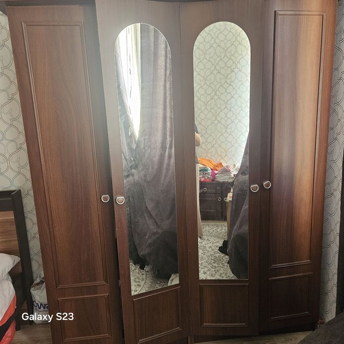 Спальный гарнитур